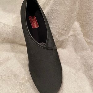 Munro - Vera Gray Flats (shoes)